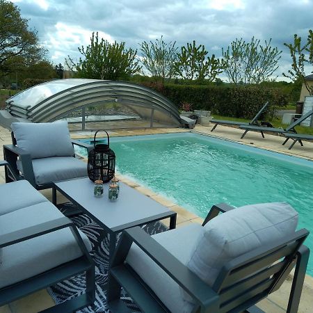 Maison/Villa Avec Piscine Privee Gite Brain D'Eau La Chapelle-de-Brain المظهر الخارجي الصورة